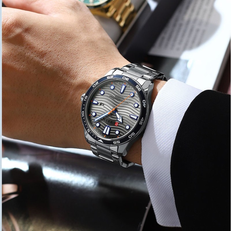 Мужские классические часы Curren 8426 Silver-Grey с серебристым металлическим браслетом и датой