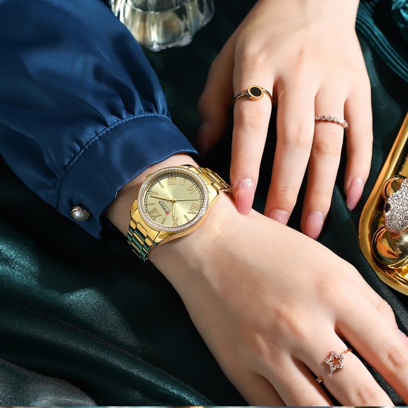 Женские часы Curren 9088 Gold-Gold в классическом стиле с золотистым браслетом