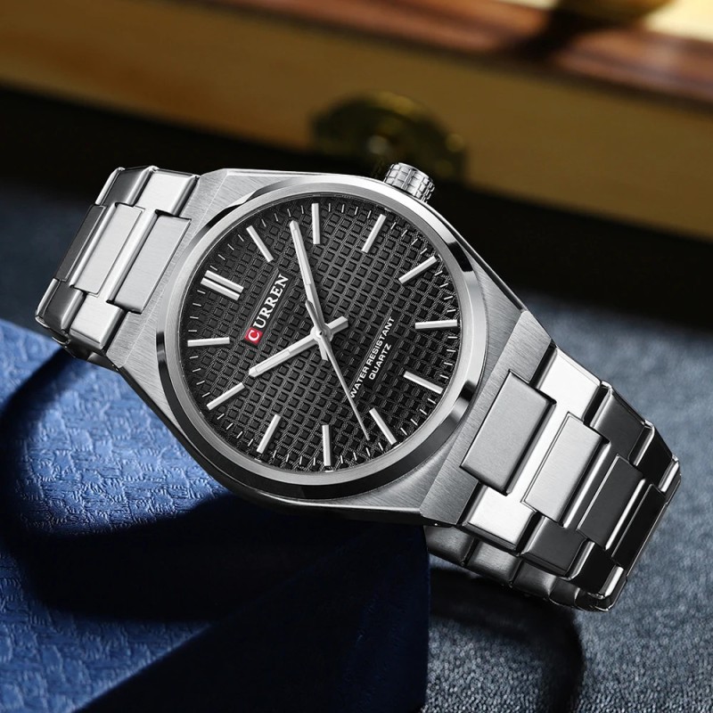 Мужские наручные часы Curren 8439 Silver-Black со стальным браслетом и минеральным стеклом