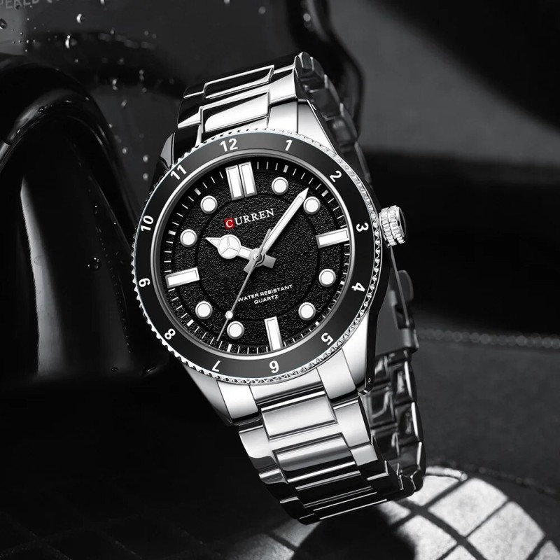 Мужские часы Curren 8450 Silver-Black с металлическим браслетом и минеральным стеклом