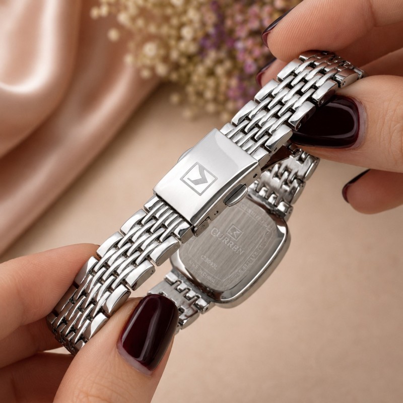 Жіночий годинник Curren 9093 Silver-White у класичному стилі зі сріблястим браслетом