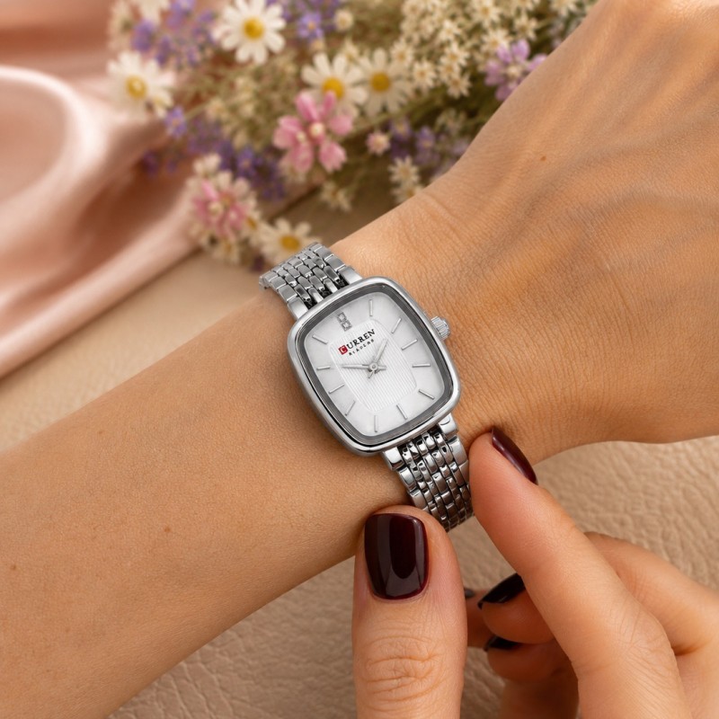 Жіночий годинник Curren 9093 Silver-White у класичному стилі зі сріблястим браслетом