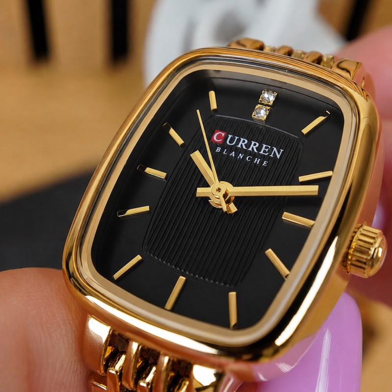 Женские часы Curren 9093 Gold-Black с золотистым браслетом и черным циферблатом