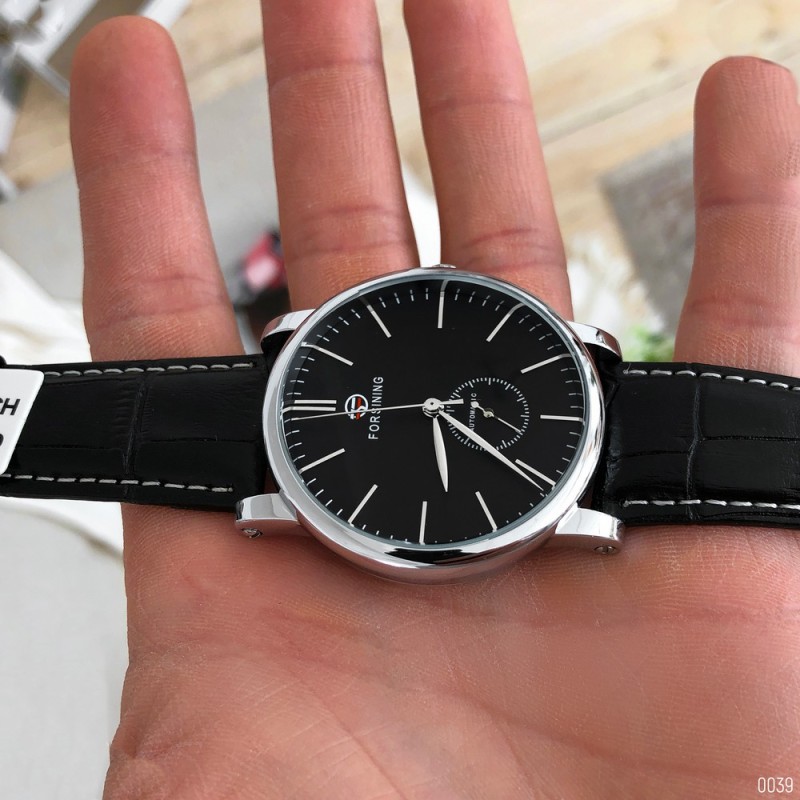Чоловічий механічний годинник Forsining 8214 Silver-Black з автопідзаводом та шкіряним ремінцем