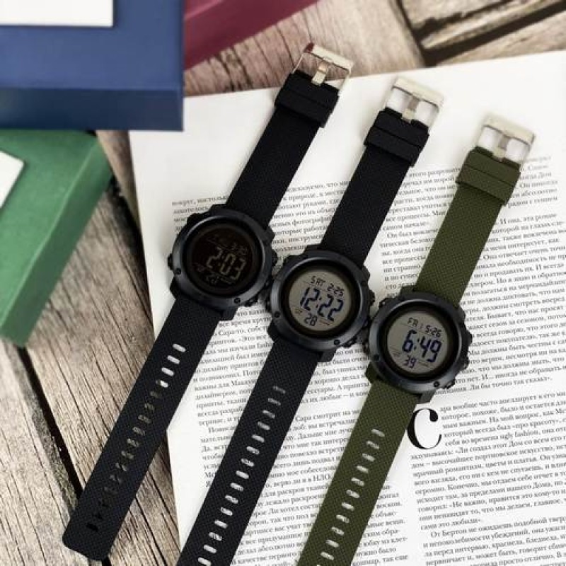 Чоловічий тактичний годинник Skmei 1426AGWT Army Green-White з електронним циферблатом та підсвічуванням