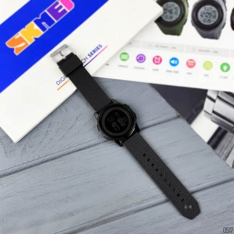 Чоловічий електронний годинник Skmei 1502 All Black у чорному кольорі зі спортивними функціями
