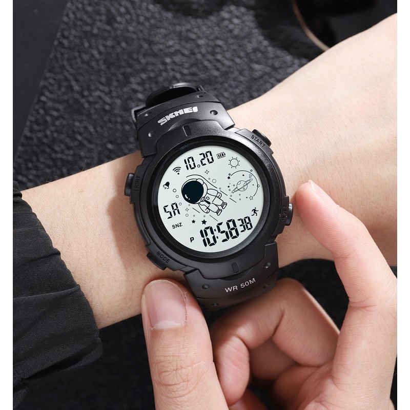 Мужские спортивные часы Skmei 1820BKWT Black-white с подсветкой и водонепроницаемостью 5 ATM