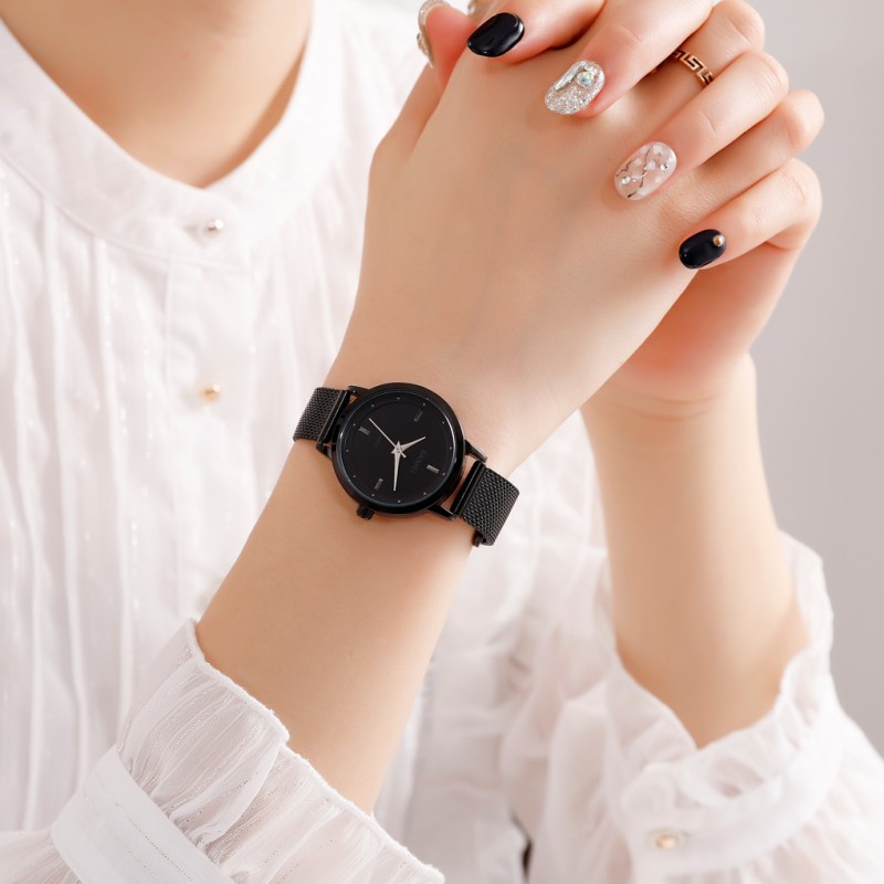 Жіночий класичний годинник Skmei 1528BK Black з металевим браслетом та мінеральним склом
