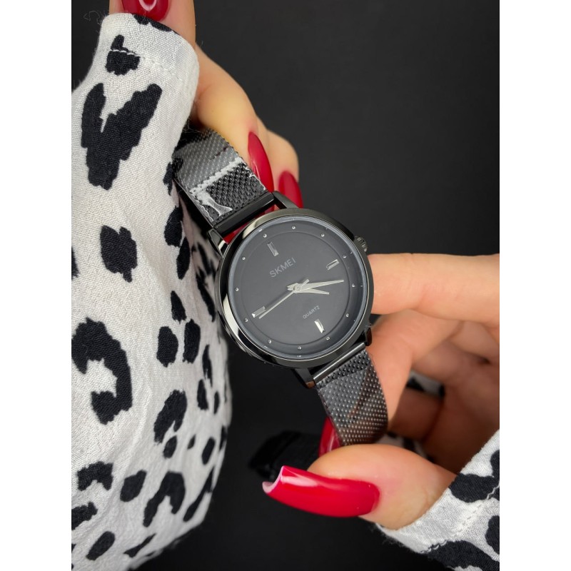 Жіночий класичний годинник Skmei 1528BK Black з металевим браслетом та мінеральним склом