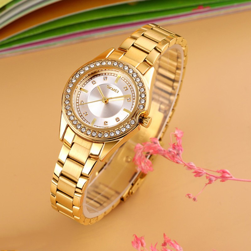 Женские часы Skmei 1534GD Gold в классическом стиле с металлическим браслетом