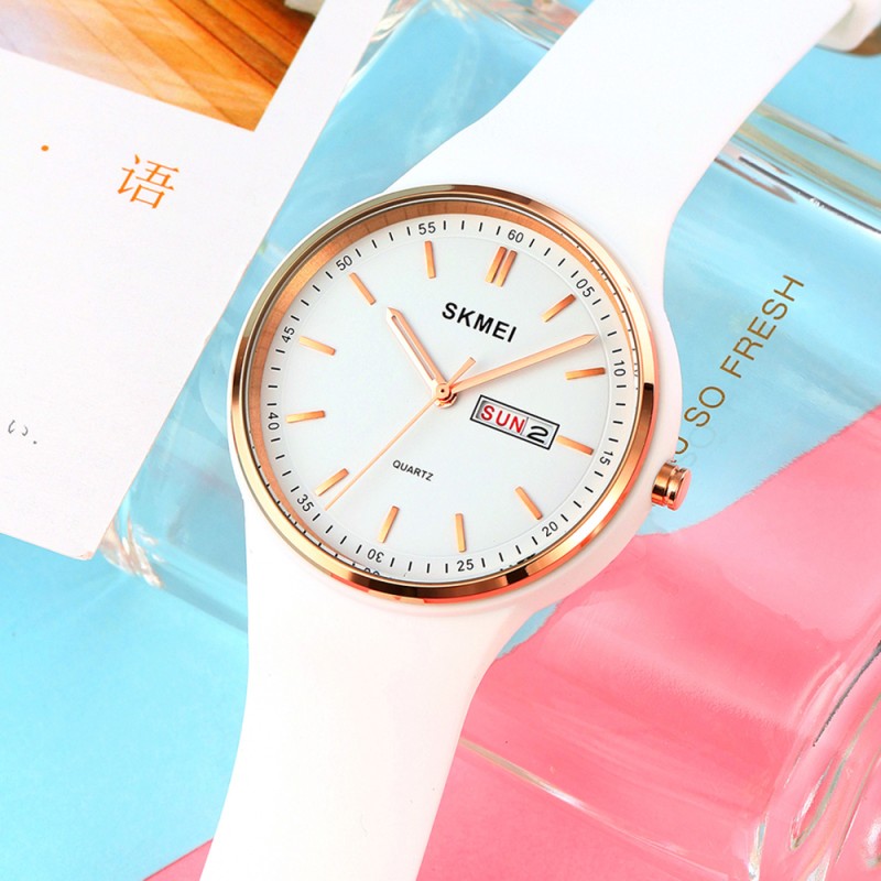 Женские часы Skmei 1747WT White с белым силиконовым ремешком и минеральным стеклом