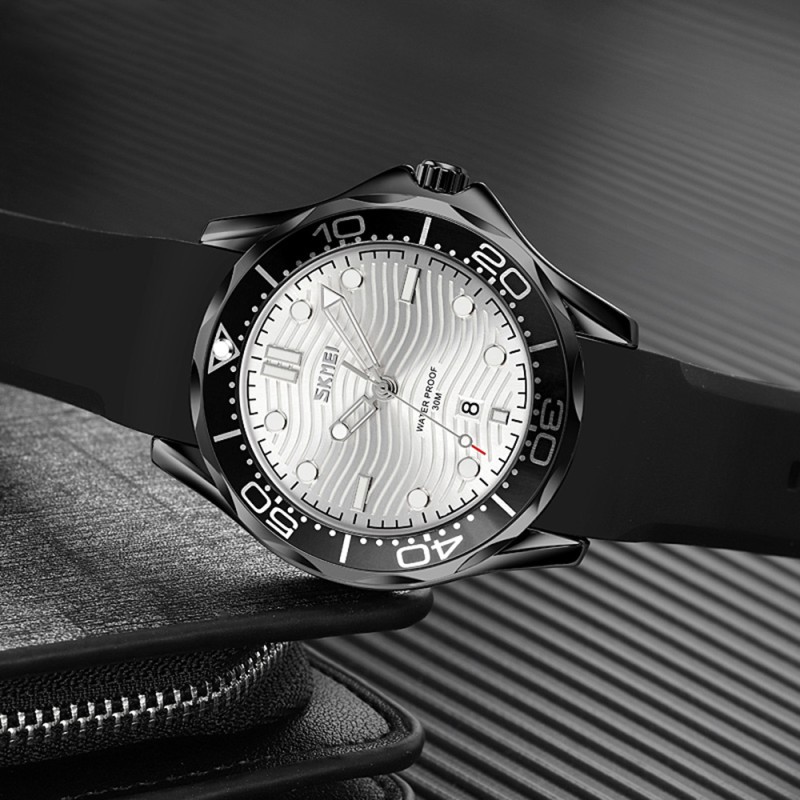 Чоловічий годинник Skmei 9276PBKSI Black-Silver з каучуковим ремінцем та мінеральним склом
