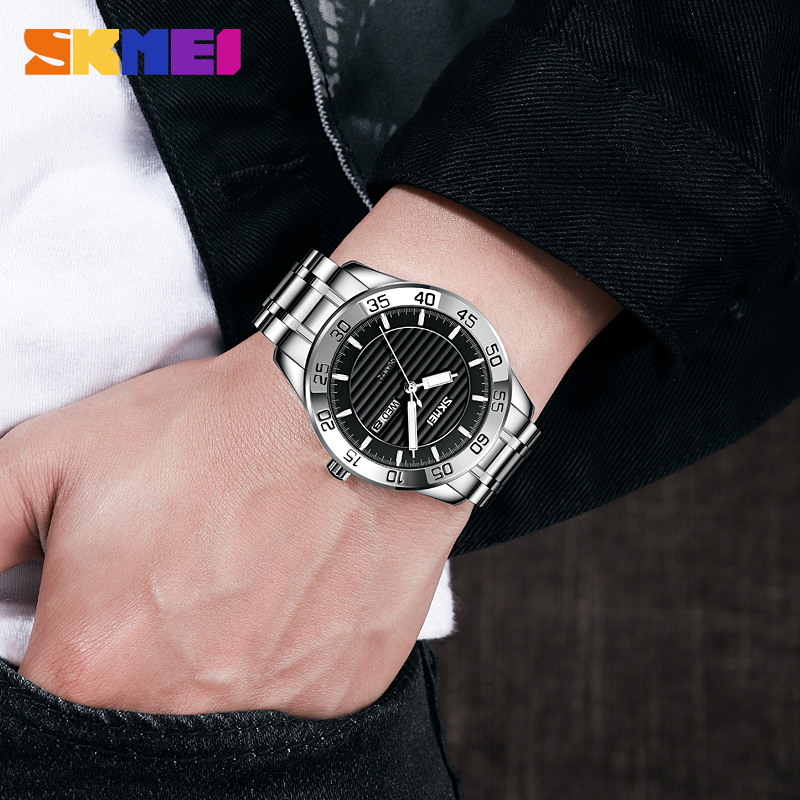 Чоловічий класичний годинник Skmei 9293SIBK Silver-Black зі сріблястим браслетом та мінеральним склом