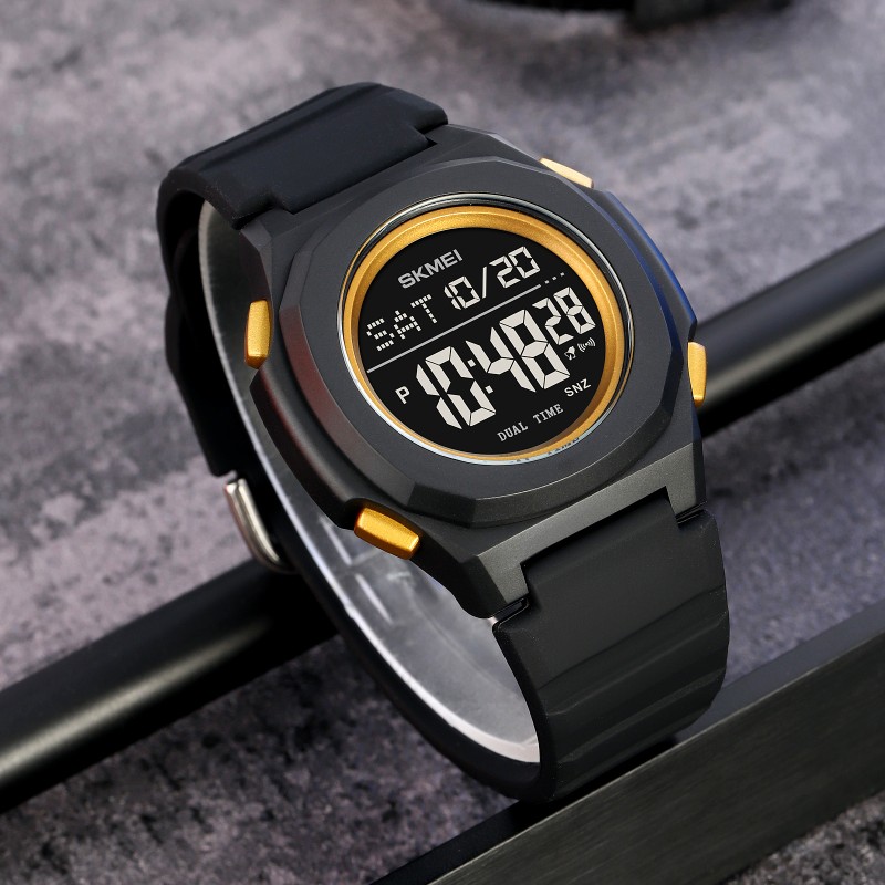 Мужские спортивные часы Skmei 2023BKGD-BK Black-Gold с электронным циферблатом и водозащитой 5 ATM