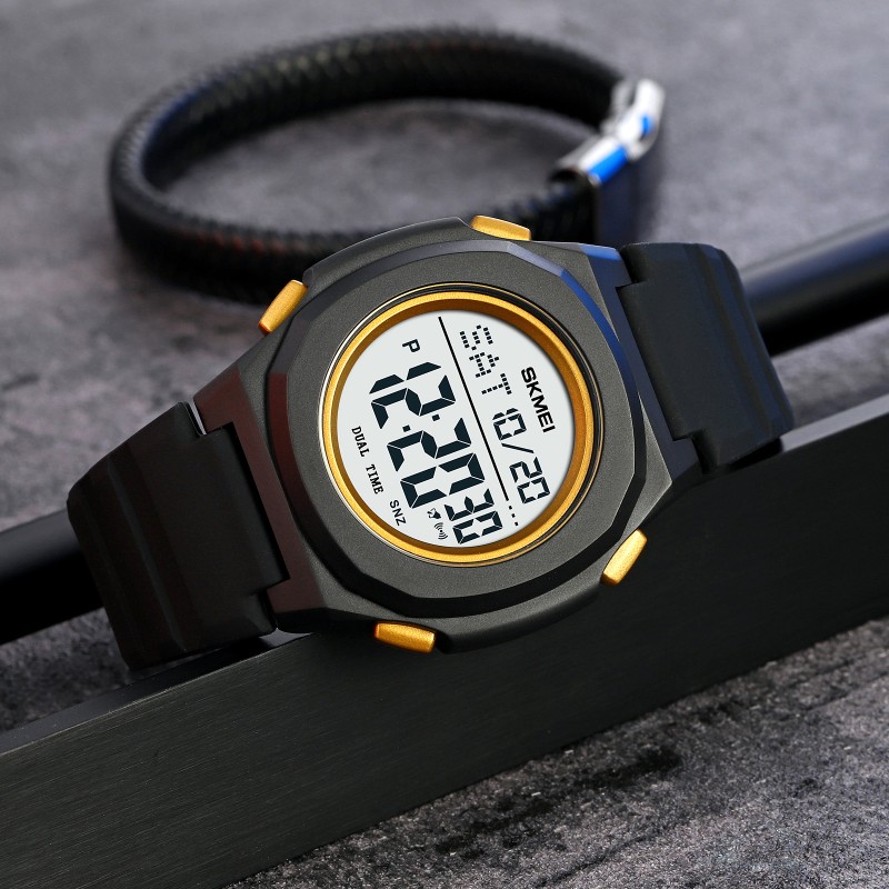 Чоловічий спортивний годинник Skmei 2023BKGD-WT Black-Gold White з електронним циферблатом та підсвіткою