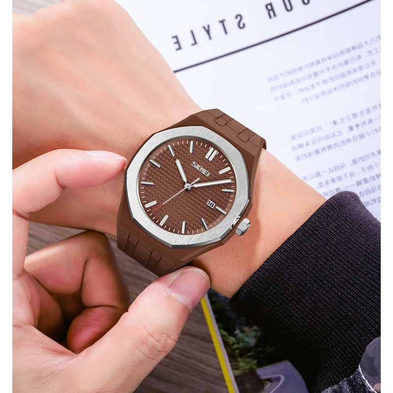 Мужские часы Skmei 9299BN Brown в спортивном стиле с минеральным стеклом и датой