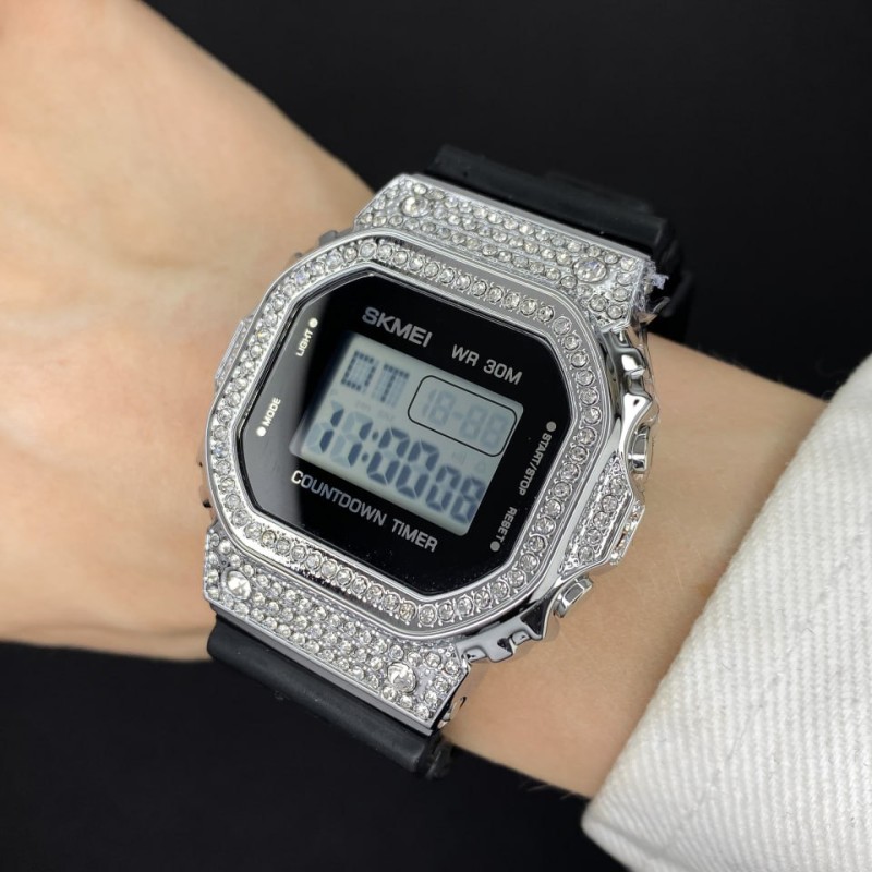 Жіночий спортивний годинник Skmei 2000BK Black з електронним циферблатом та будильником