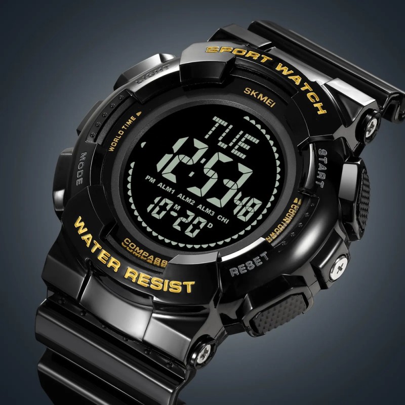 Чоловічий спортивний годинник Skmei 2077BKGD Black Gold з електронним циферблатом та водонепроникністю 5 ATM