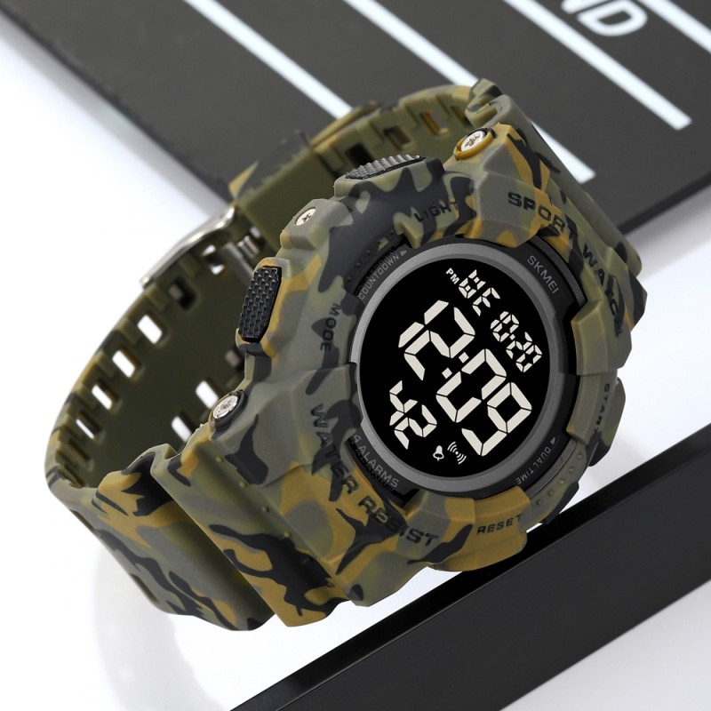 Чоловічий тактичний годинник Skmei 2081CMGNBK Camo Green-Black з електронним циферблатом та підсвіткою
