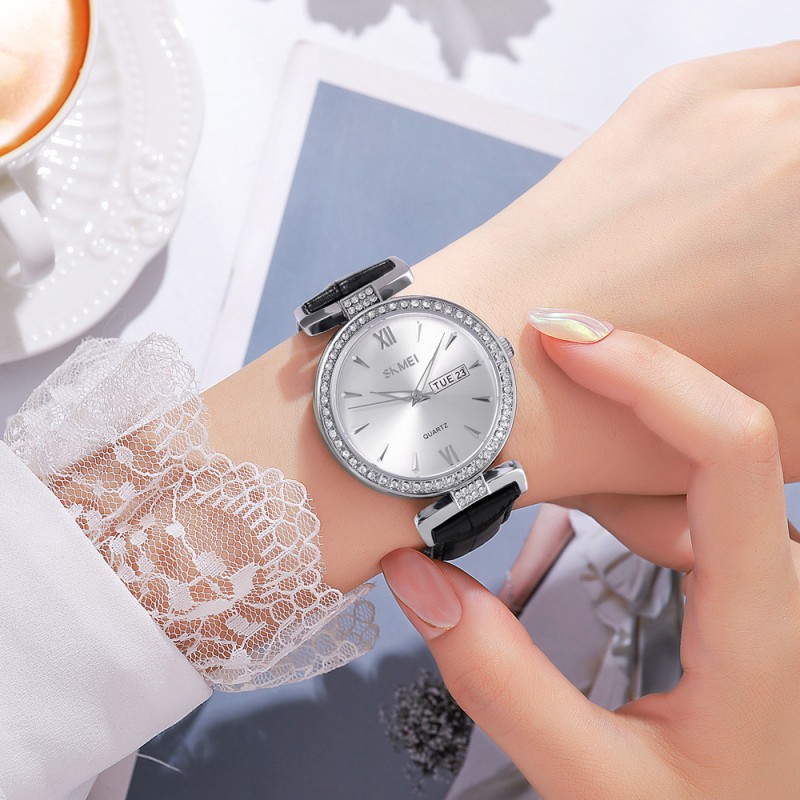Жіночий годинник Skmei 2090SISI Silver-Silver з календарем та шкіряним ремінцем