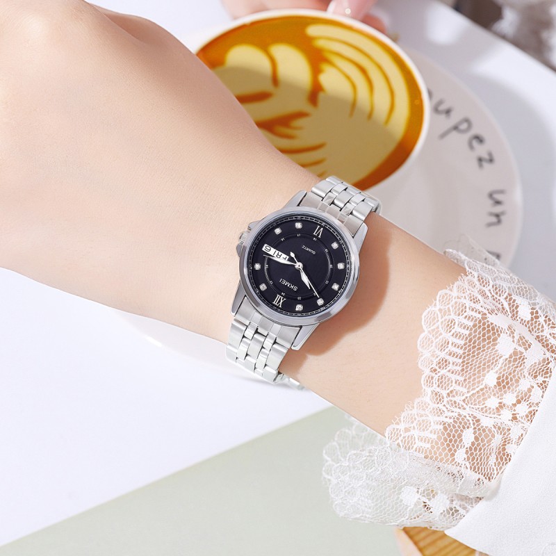 Жіночий годинник Skmei 2085SIBK Silver-Black зі сріблястим металевим браслетом та чорним циферблатом