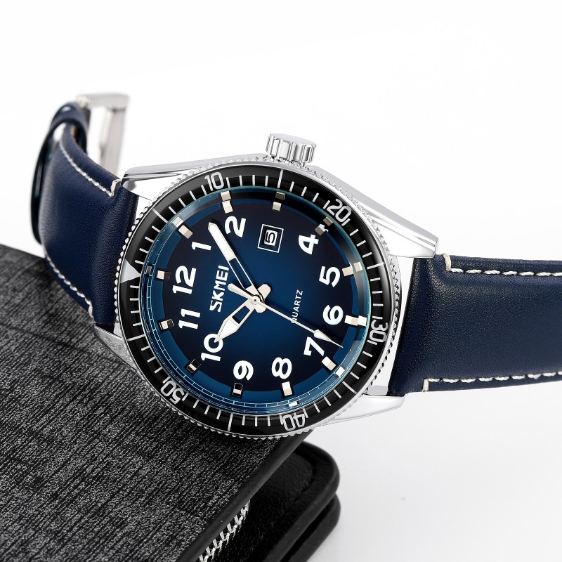 Чоловічий годинник Skmei 9232LSIBU Silver-Blue-Leather Strap з синім шкіряним ремінцем та календарем