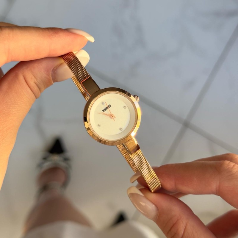 Женские часы Skmei 1390RG Rose Gold в цвете розовое золото с металлическим браслетом
