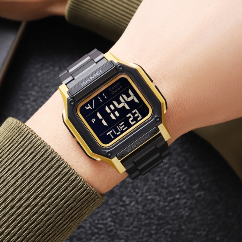 Чоловічий спортивний годинник Skmei 2264BKGDBK Black-Gold-Black з електронним циферблатом та підсвічуванням