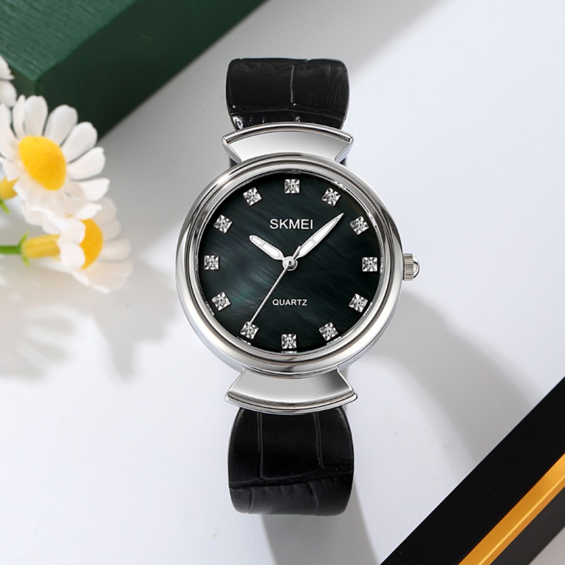 Женские классические часы Skmei 2165SIBKBK Silver-Black-Black с кожаным ремешком и минеральным стеклом