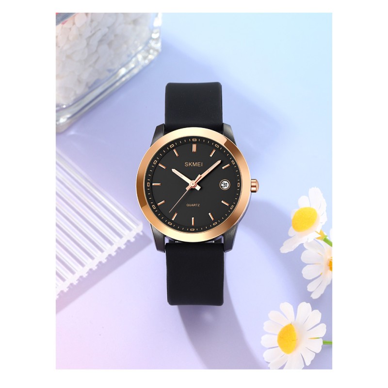Женские часы Skmei 2319BK Black с каучуковым ремешком и золотистыми акцентами