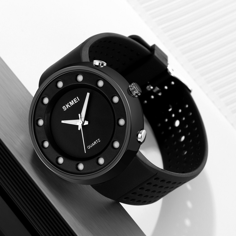 Чоловічий наручний годинник Skmei 2132BK Black у класичному стилі з мінеральним склом