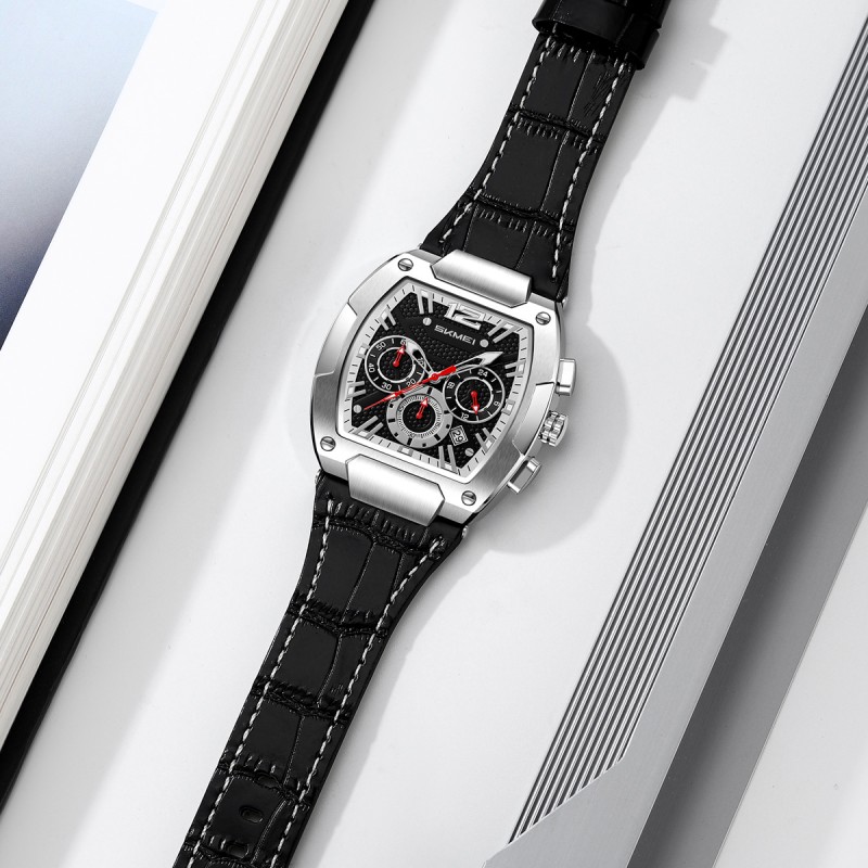 Чоловічий годинник Skmei 9357SIBK Silver-Black зі сріблястим корпусом, хронографом та шкіряним ремінцем