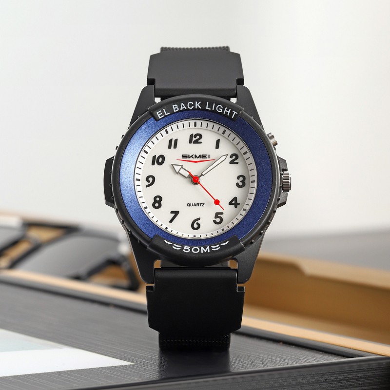 Мужские часы Skmei 2433BKBU-AC Black-Blue Namber с каучуковым ремешком и защитой 5 ATM