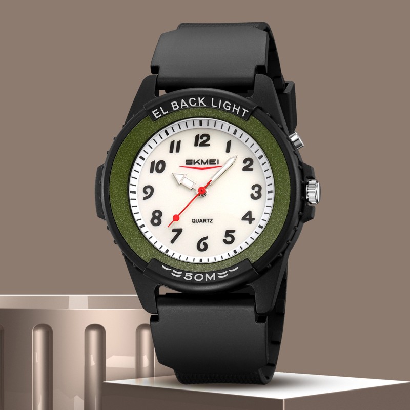 Чоловічий годинник Skmei 2433BKGN-AC Black-Green Namber з водонепроникністю 5 ATM та люмінесценцією