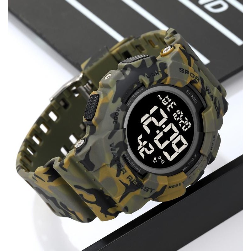 Чоловічий тактичний годинник Skmei 2081CMAGBK Camo Green-Black з електронним циферблатом та підсвіткою