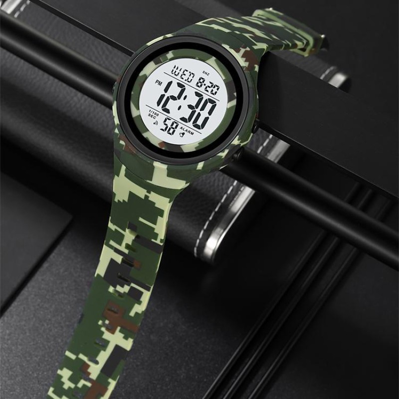 Спортивний чоловічий годинник Skmei 2093CMGN Camo Green з електронним циферблатом та водонепроникністю 5 ATM