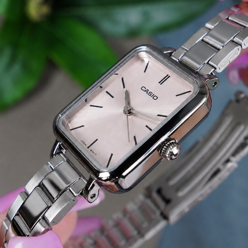 Женские часы Casio LTP-V009D-4E — классическая модель с розовым циферблатом и минеральным стеклом