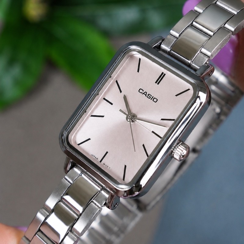 Женские часы Casio LTP-V009D-4E — классическая модель с розовым циферблатом и минеральным стеклом