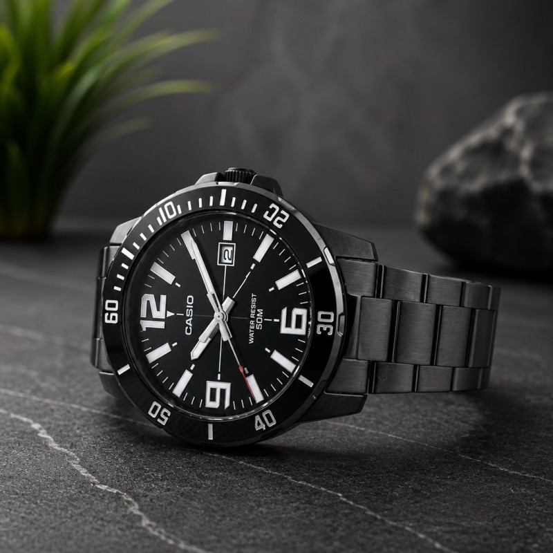 Мужские часы Casio MTP-VD01B-1B с минеральным стеклом и черным металлическим браслетом