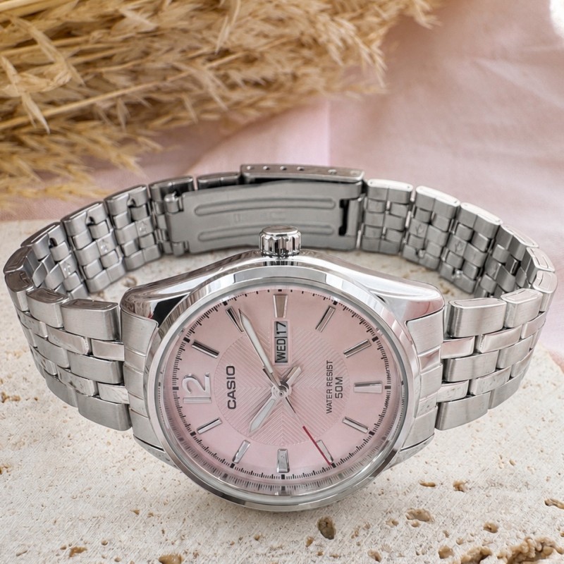 Жіночий годинник Casio LTP-1335D-5A — Класична модель з рожевим циферблатом та сталевим браслетом
