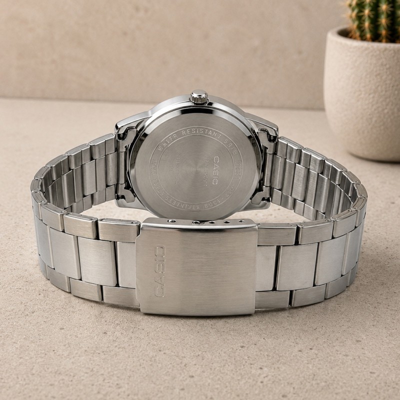Чоловічий годинник Casio MTP-1303D-7A — класична модель зі сріблястим циферблатом та мінеральним склом