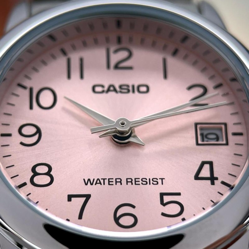 Женские часы Casio LTP-V002D-4B — Классическая модель с розовым циферблатом и датой