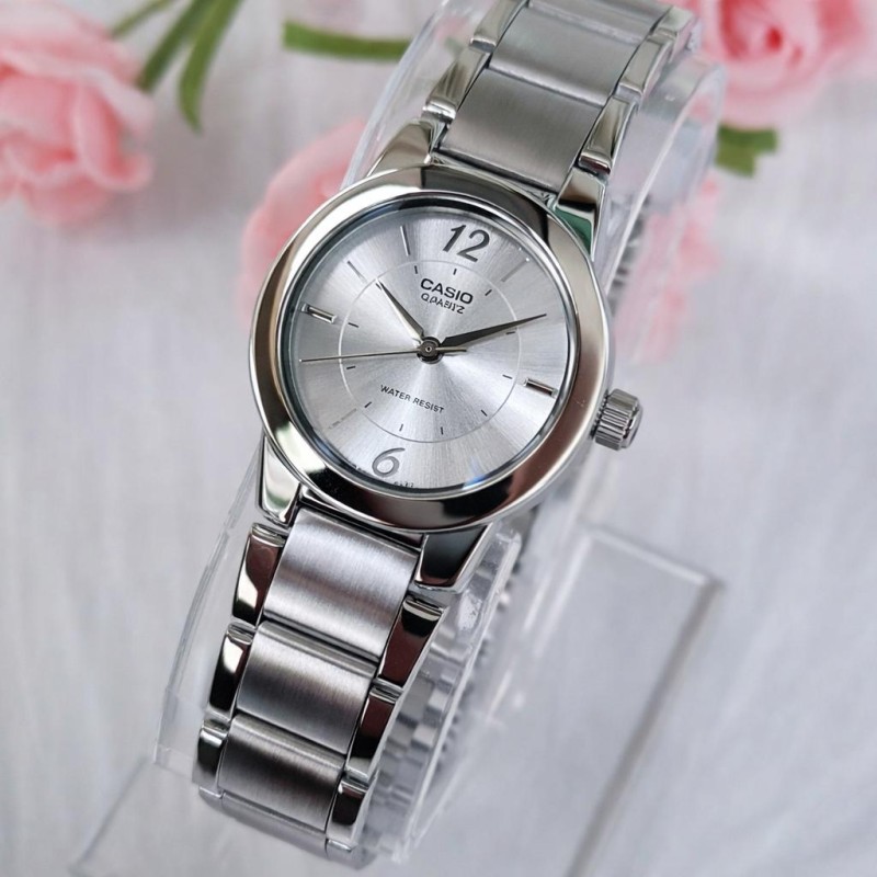 Женские часы Casio LTP-1230D-7C классические с серебристым циферблатом и минеральным стеклом