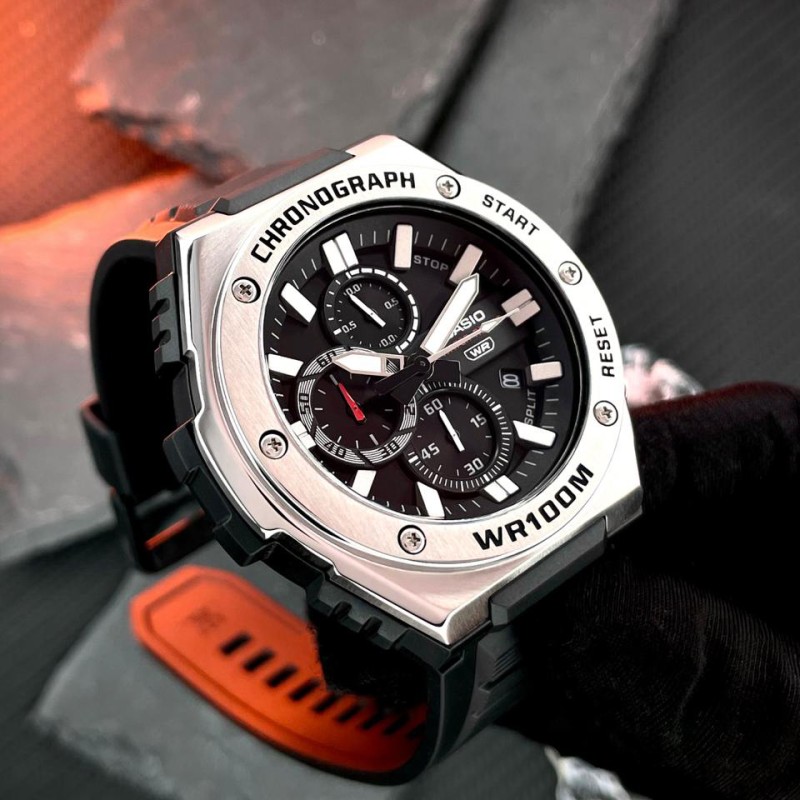Чоловічий годинник Casio MWA-300H-1A — спортивна модель з водозахистом 10 ATM та мінеральним склом