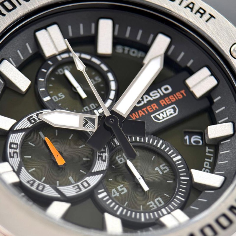 Чоловічий годинник Casio MWA-300H-3A — Спортивна модель з водозахистом 10 ATM та мінеральним склом