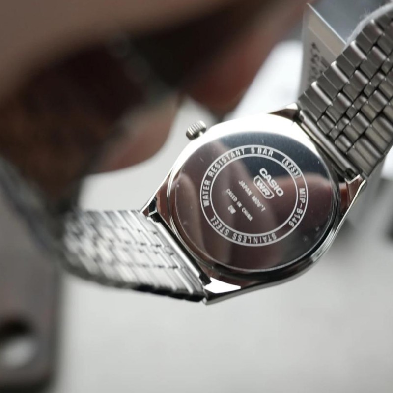 Чоловічий годинник Casio MTP-B146D-7A — класична модель з нержавіючої сталі, сріблястий циферблат