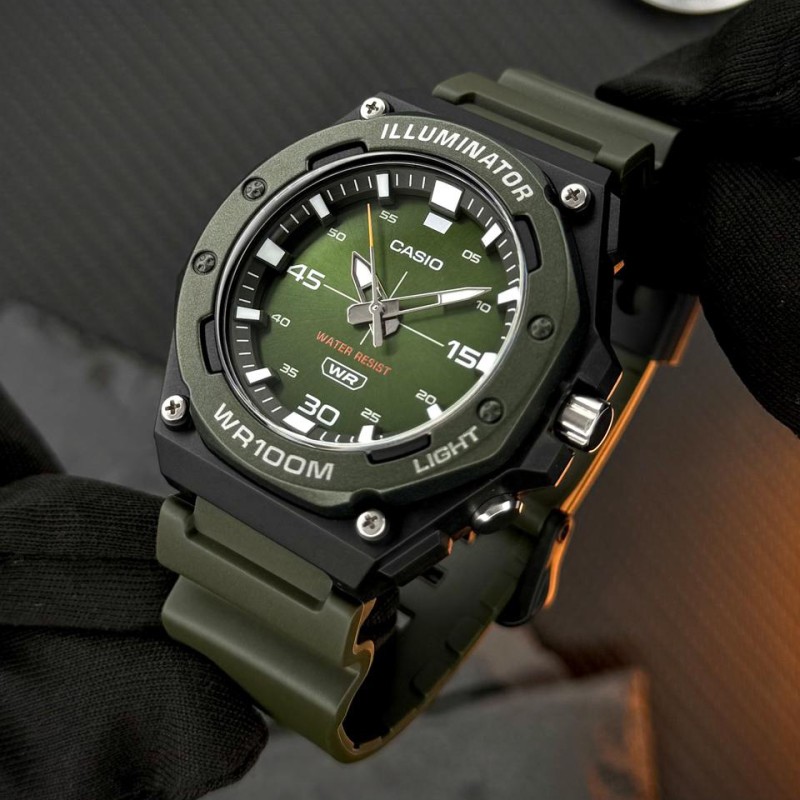 Чоловічий годинник Casio MW-620H-3A — Спортивна модель з водозахистом 10 ATM та підсвічуванням