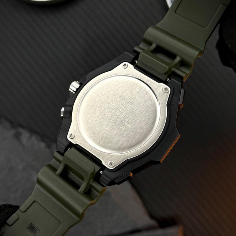 Чоловічий годинник Casio MW-620H-3A — Спортивна модель з водозахистом 10 ATM та підсвічуванням