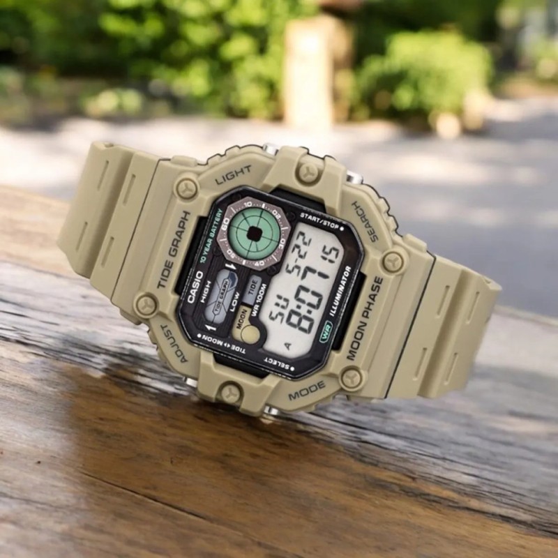 Чоловічий годинник Casio WS-1700H-5A — спортивний електронний годинник з водозахистом 10 ATM