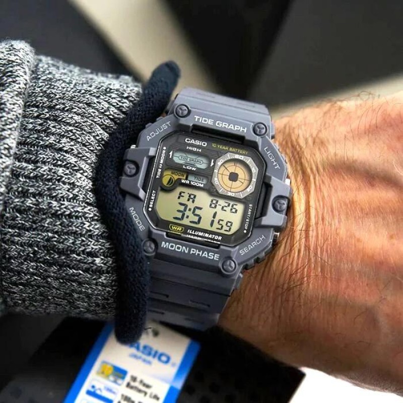 Чоловічий годинник Casio WS-1700H-8A — Спортивна модель 10 ATM з електронним циферблатом
